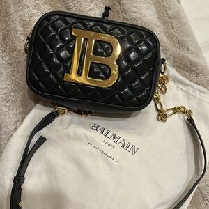 BALMAIN - Quilted B Camera Bag - Black